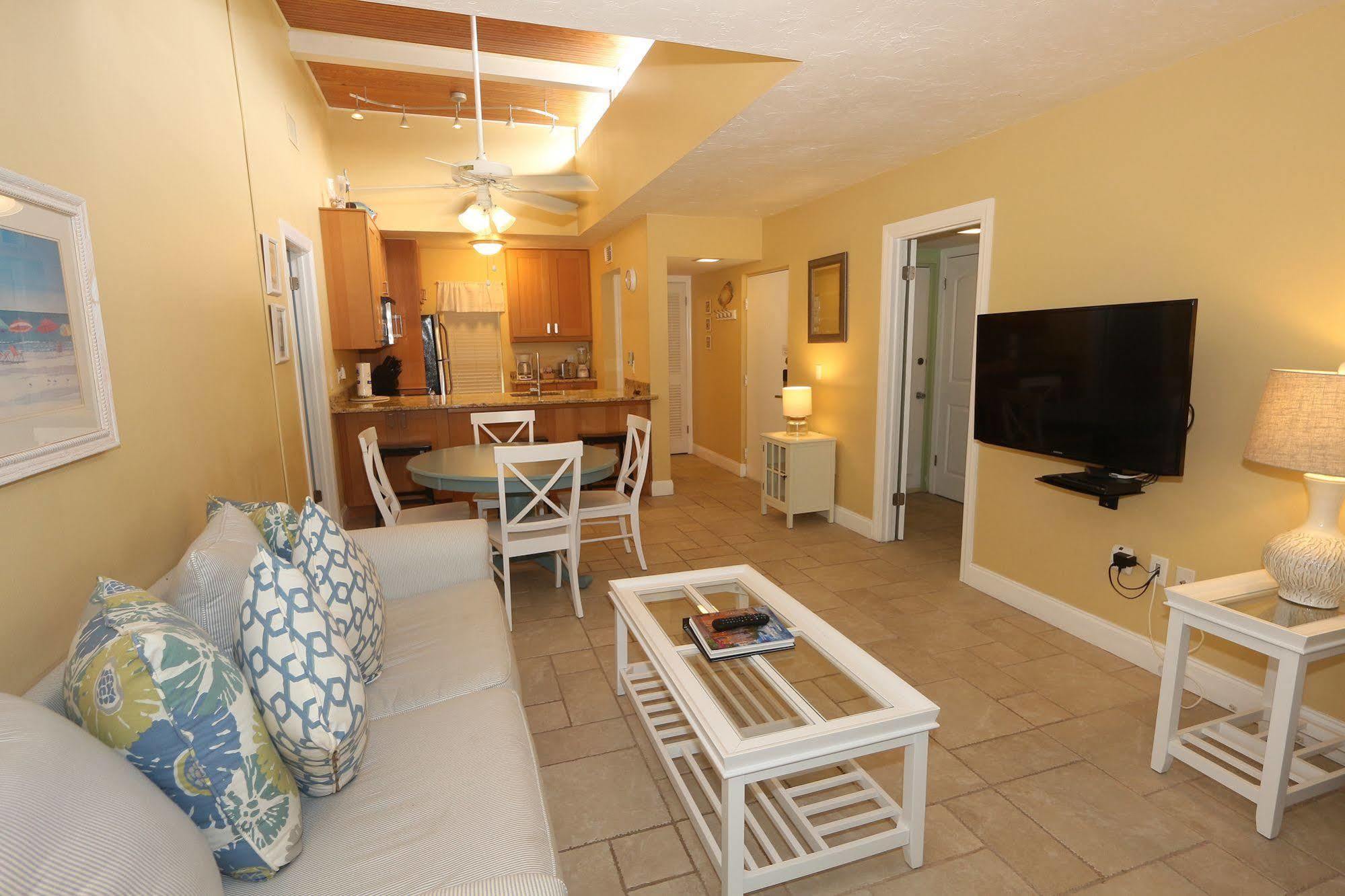 Beach Castle Resort By Rva Longboat Key Kültér fotó