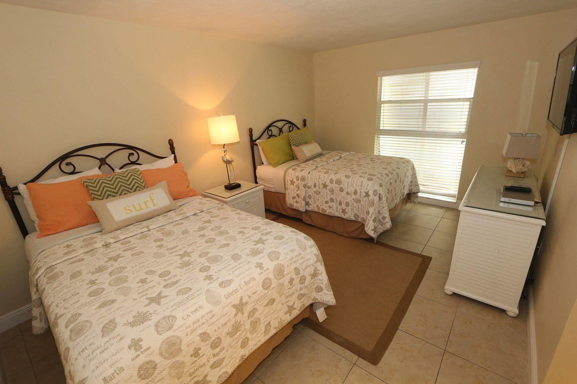 Beach Castle Resort By Rva Longboat Key Kültér fotó